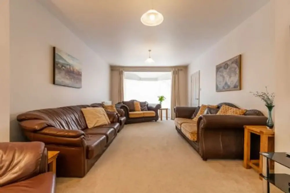 Host Stay Woodside House