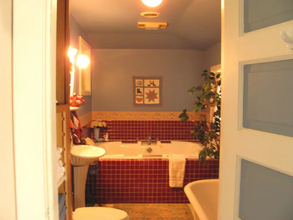 The Blue Belle Inn Bed and Breakfast