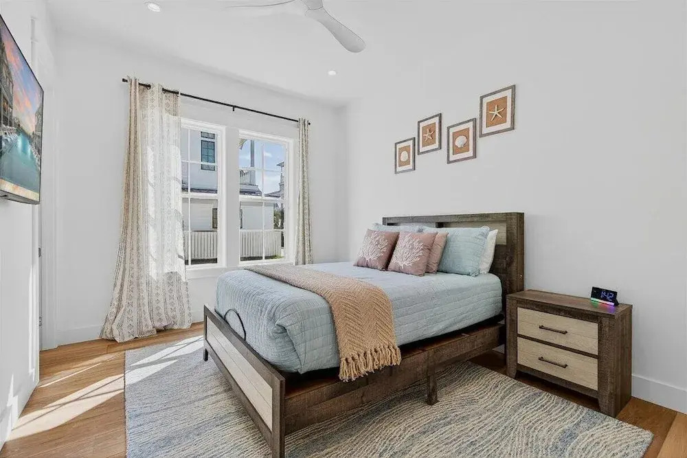 Sunny Shores 300 SEA