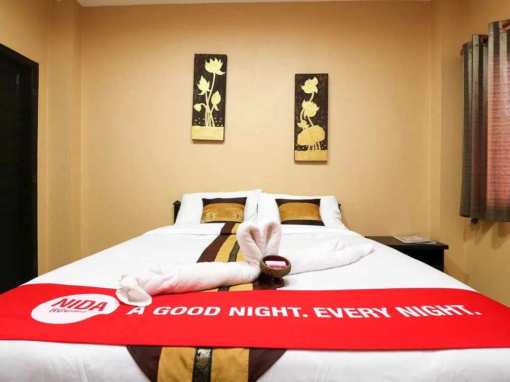 Nida Rooms Padet Sala 45