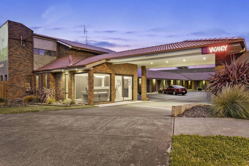 Elm Tree Motel