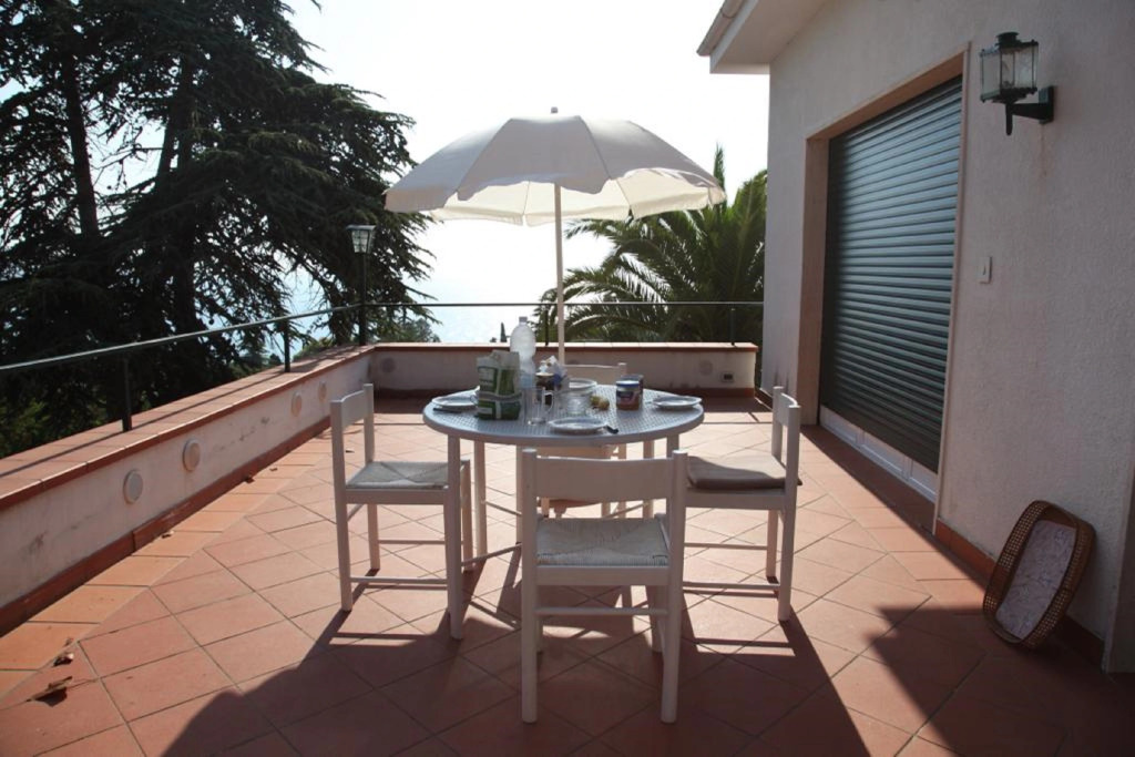 Paradiso Al Mare Shared Pool