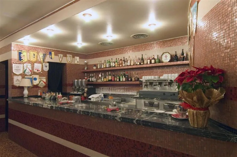 Marchi Hotel