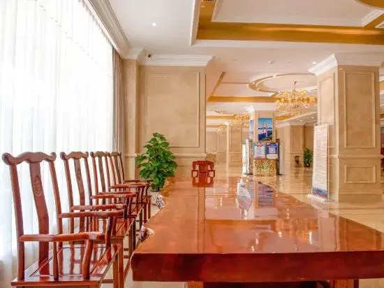 Vienna Hotel (Fengshan)