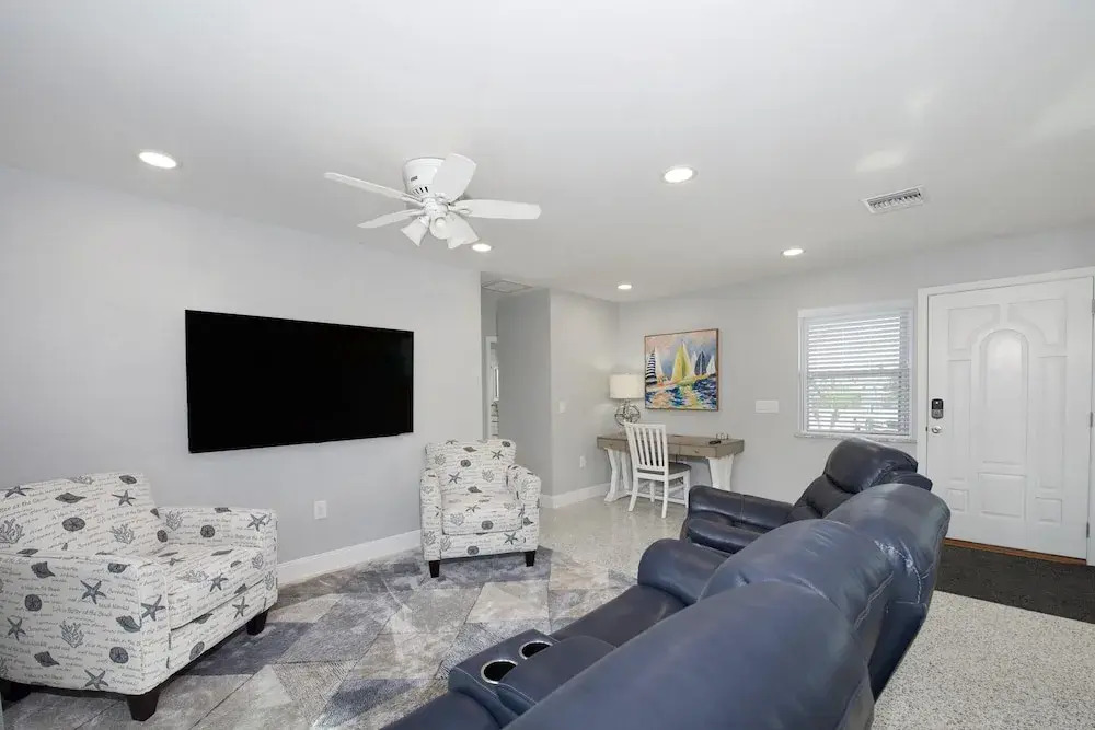 Miramar Palms