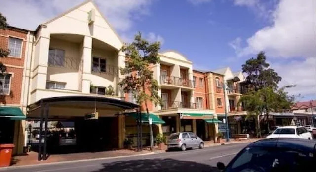 Breakfree North Adelaide
