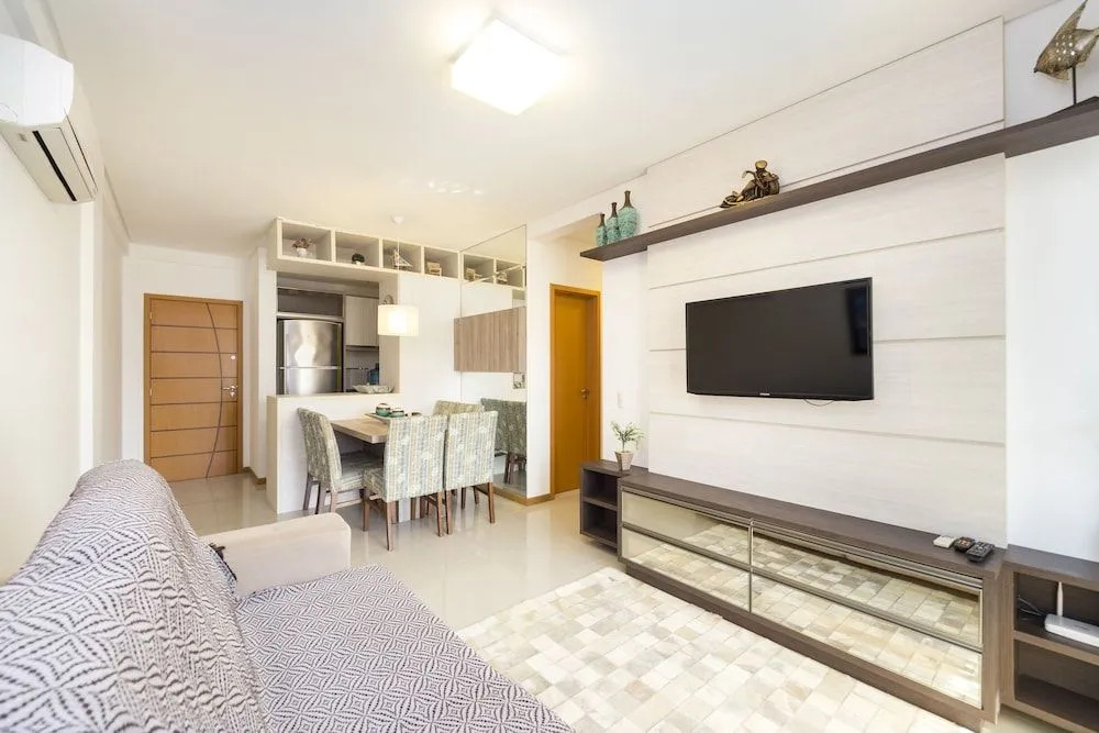 Residencial Viapiana Apto 203B - 642