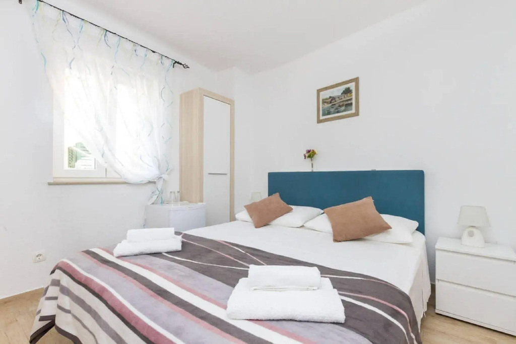 Peruzovic Rooms & Apartments