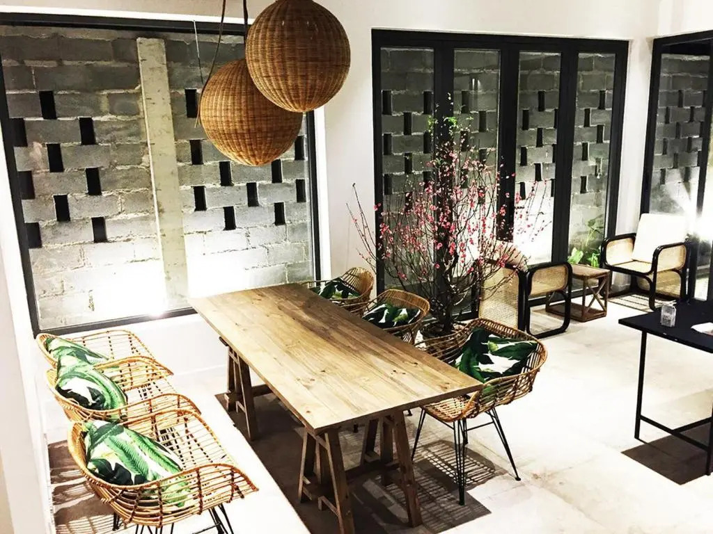 Green River Boutique Home