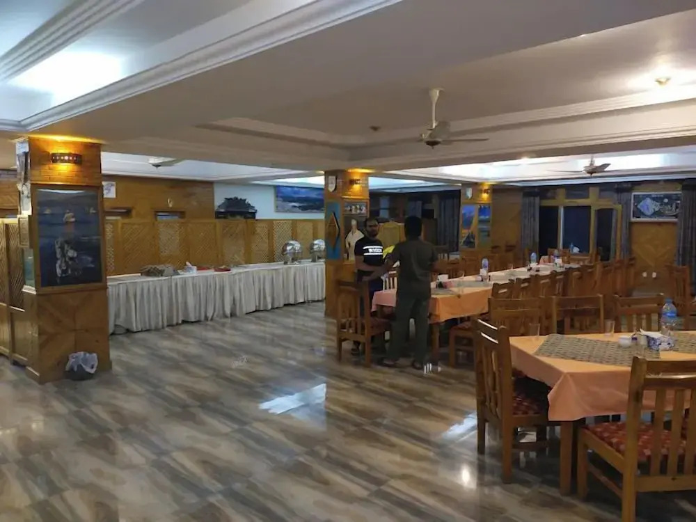 Hotel Mashabrum