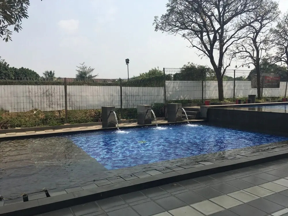 Strategic & Comfy 2Br Apartment At The Edge Near Unjani