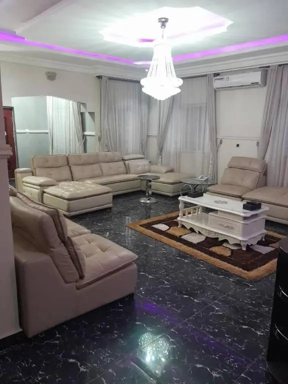 Paulight Residence
