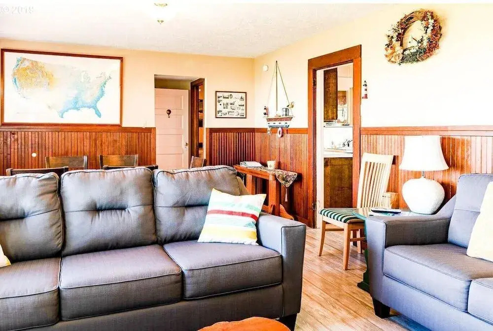 The Rockaway Beach Villa