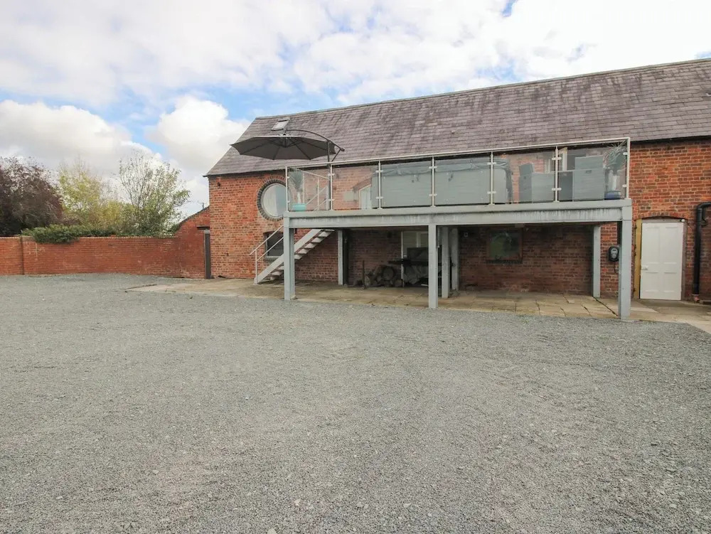 Millstone Cottages - Breidden View