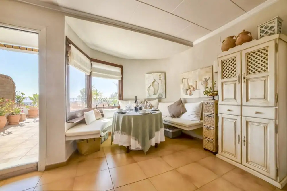 Apartment - 2 Bedrooms with Pool and Sea views - 104993