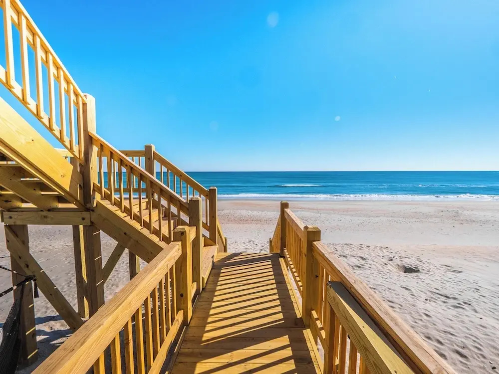 Vintage Vacation by Topsail Realty