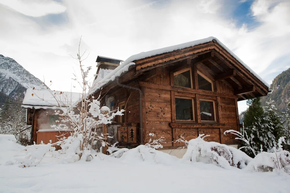Chalet Maverick