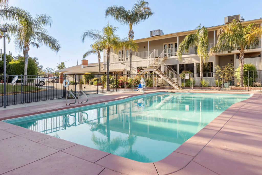 Best Western Plus Hill House
