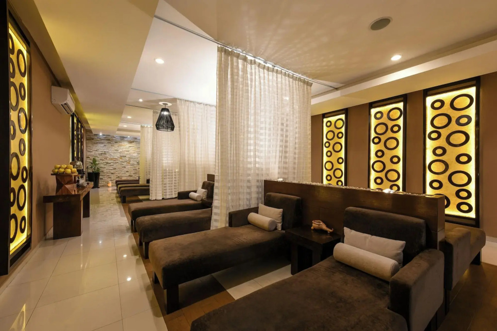 El Dorado Seaside Suites Oceanfront, All & More Inclusive