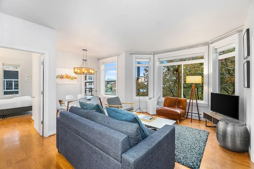 The Corner Nest at Belltown