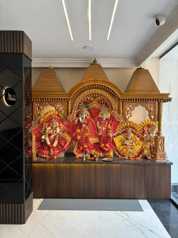 Shri Bhagwan Gopi Dham Dharmsala