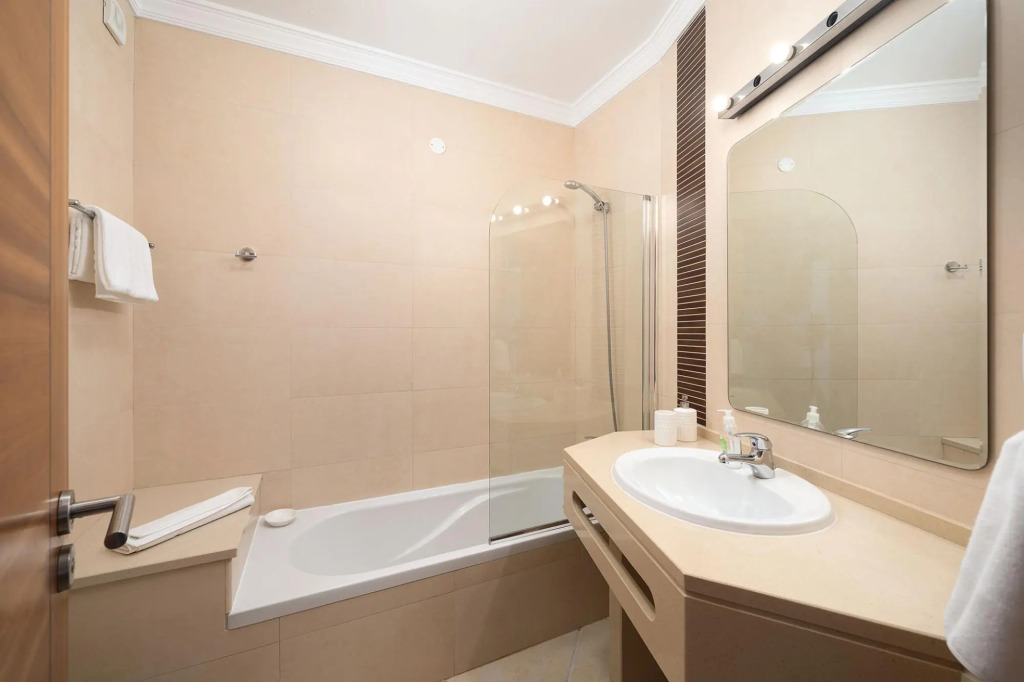 1 Bedroom Apartment By Ideal Homes Short Walk From Old Town Albufeira