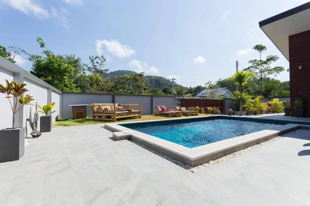 Elephas Villa