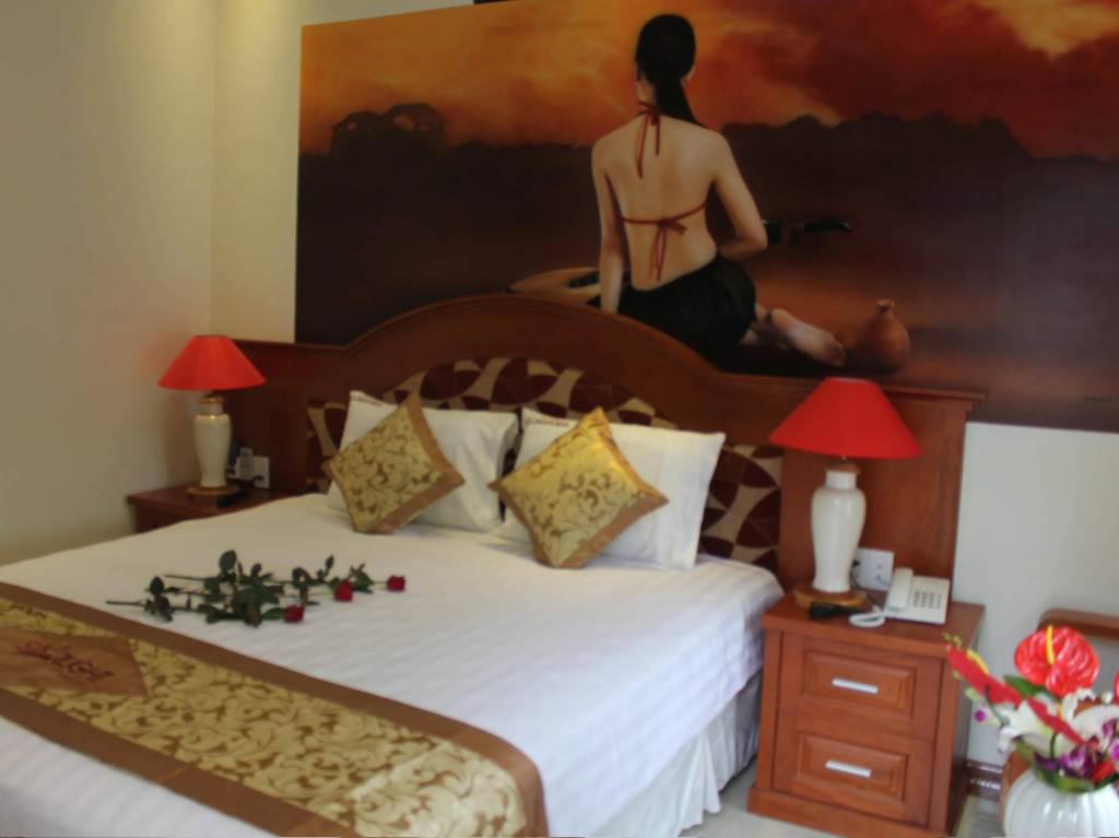 Starlight hotel Bãi Cháy