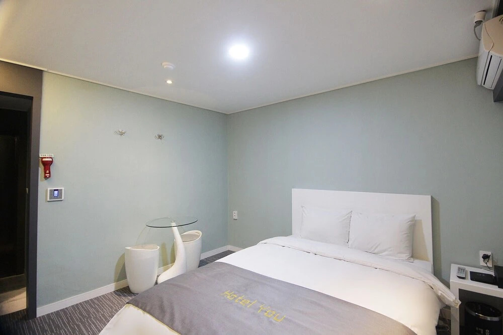 Yeosu Hotel You(여수 호텔 YOU)