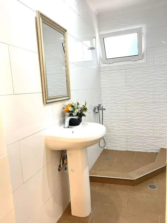 Agraria 1 Bedroom Basement Apartment