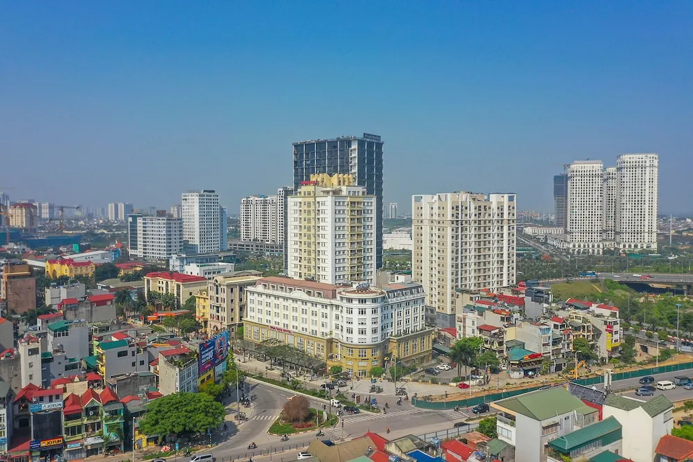 A25 Premium Hotel - 705 Lac Long Quan