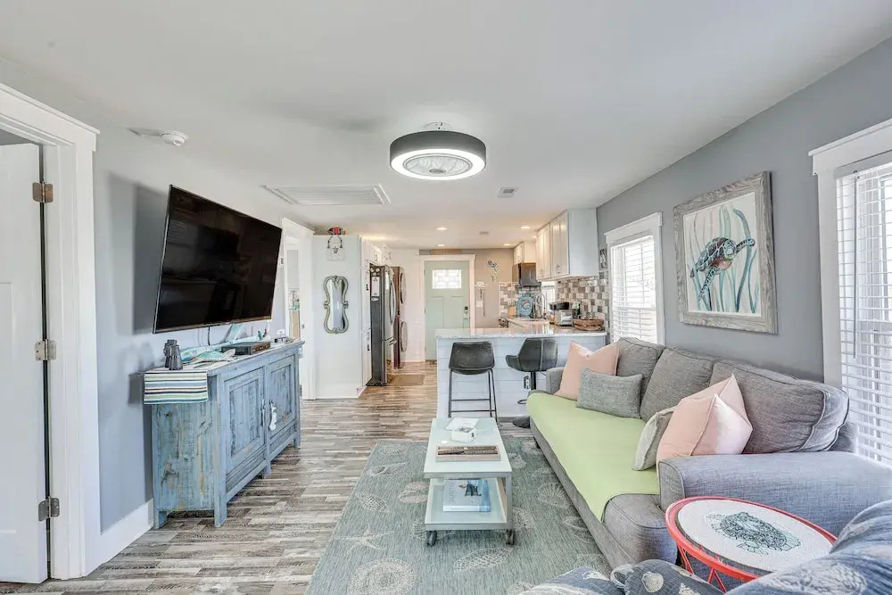 Ocean-view 'sea Gem' Bungalow: Steps to Beach!