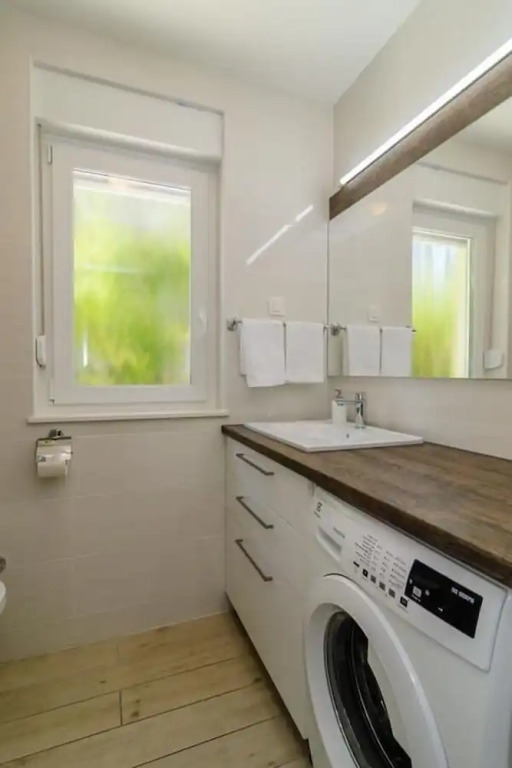 Mali Princ - Modern and Comfortable - A1