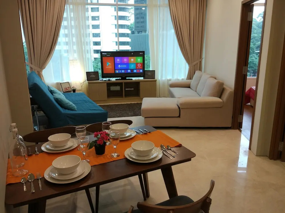 5 STAR & LUXURY Apartment near KLCC/ KL City Centre
