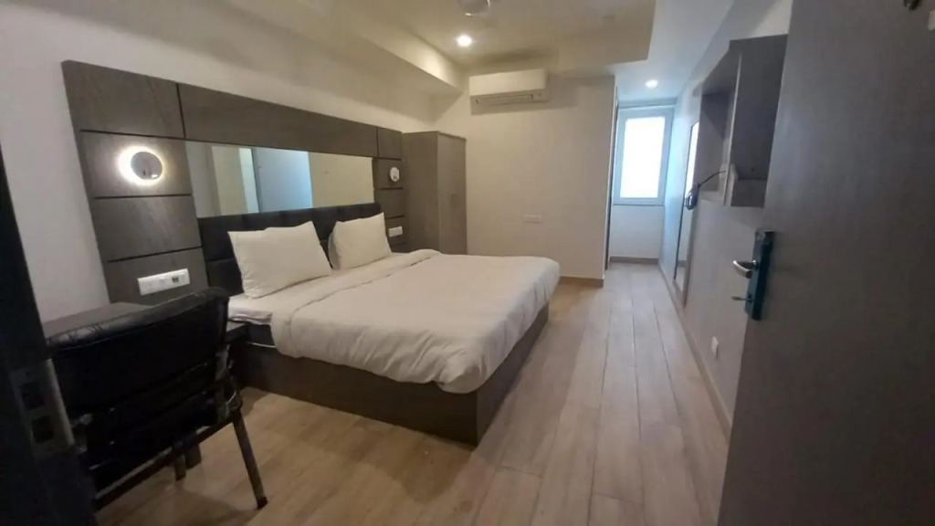 Hotel Royal Saffron By Majesta Stays