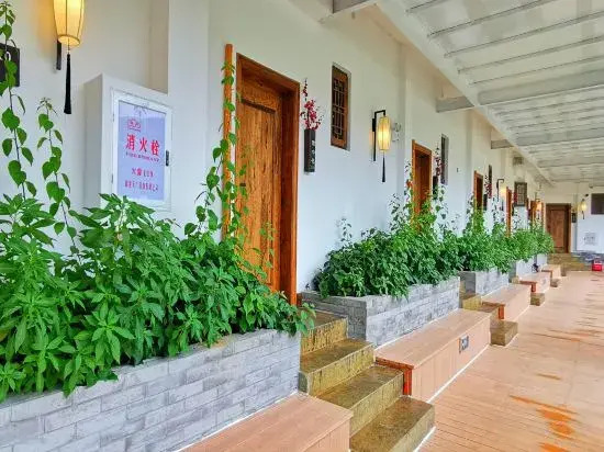 Huajianman Hostel