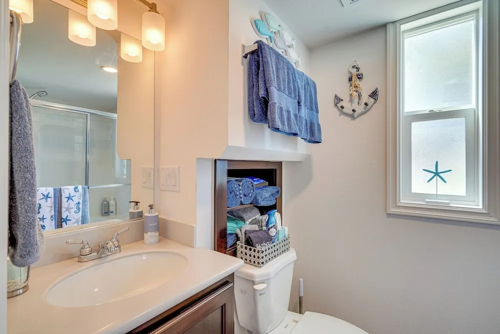 Riverfront Isleton Cottage < 1 Mi to Rio Vista!