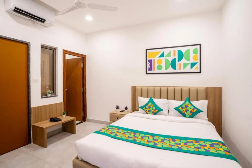 Treebo S3 Suites, Manikonda