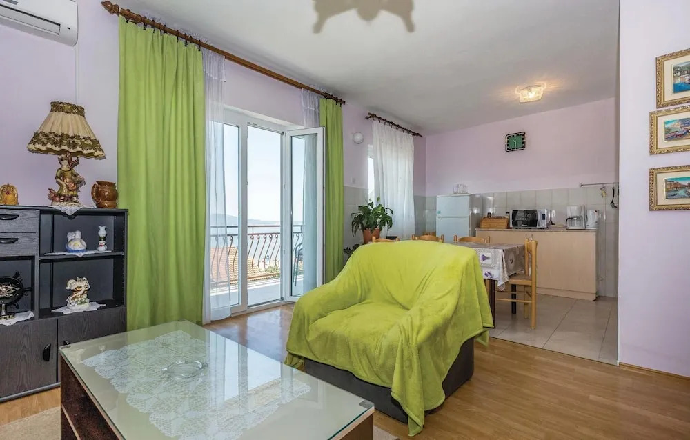 Beautiful Home in Novi Vinodolski With Wifi and 2 Bedrooms