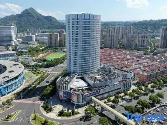 XIAOMANJIA HOTEL（Xinchang Grand Buddha  Ocean City Branch）