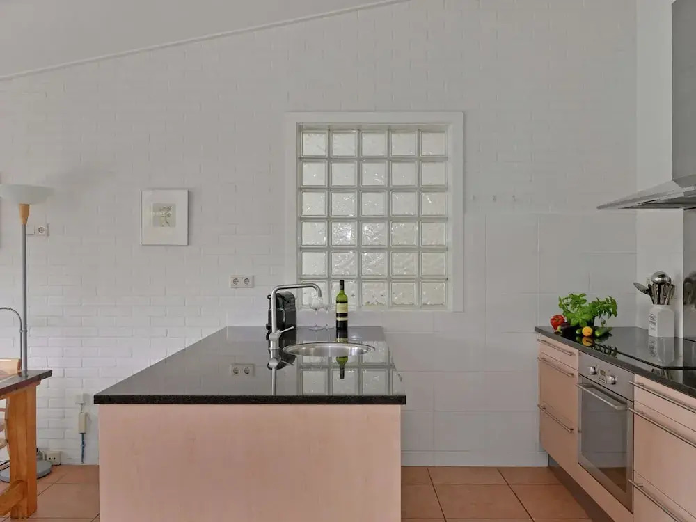 Bungalow Near Lake Veere for Water Sports