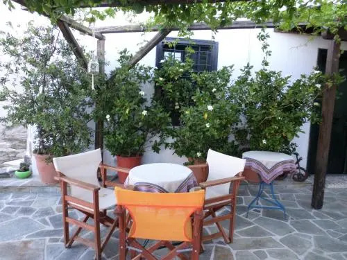 Veras Traditional House