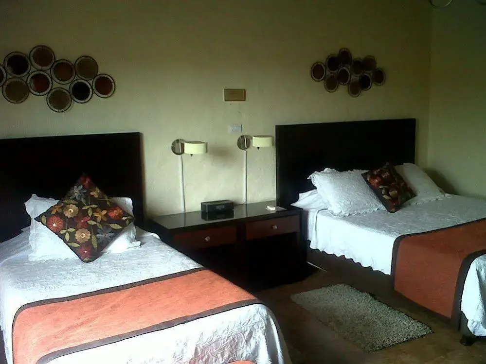 Red Mangrove Isabela Lodge