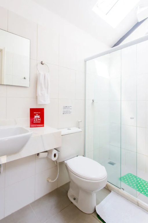 ZEN Rooms Mena Barreto