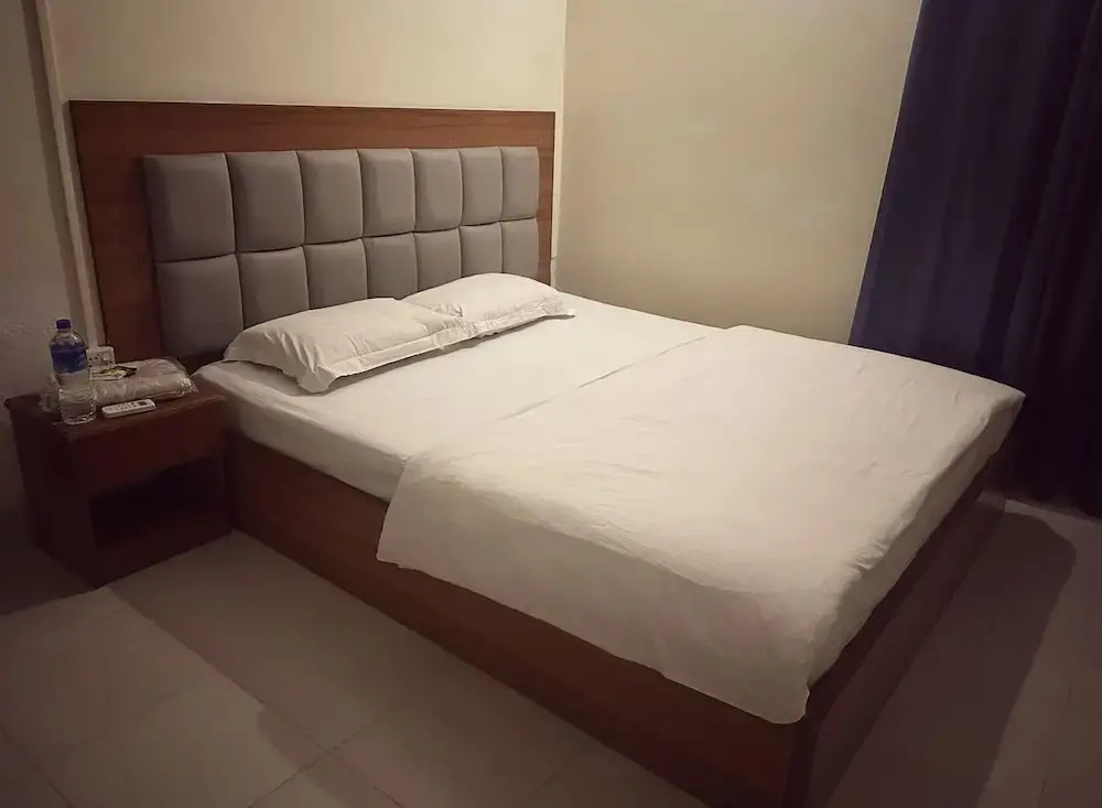 Asroy Guest House