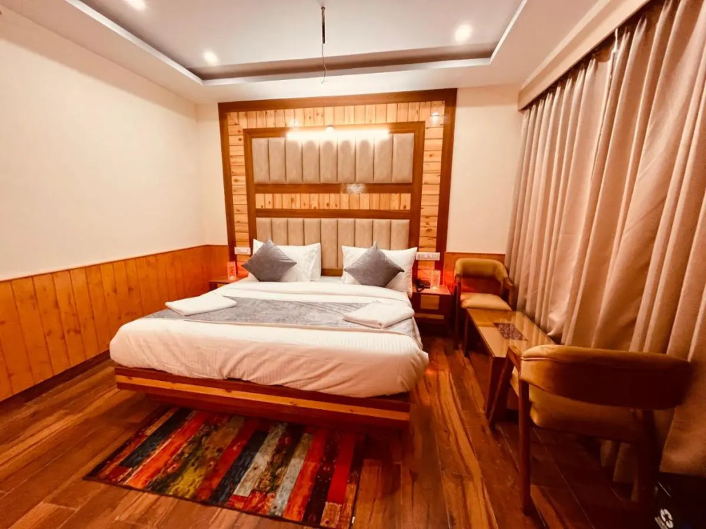 Le Green Resort, Mall Road Manali