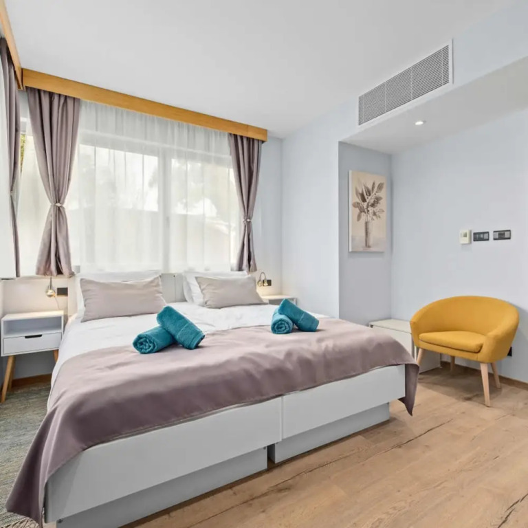 Villa Palma - seaside luxury villa for 6 person