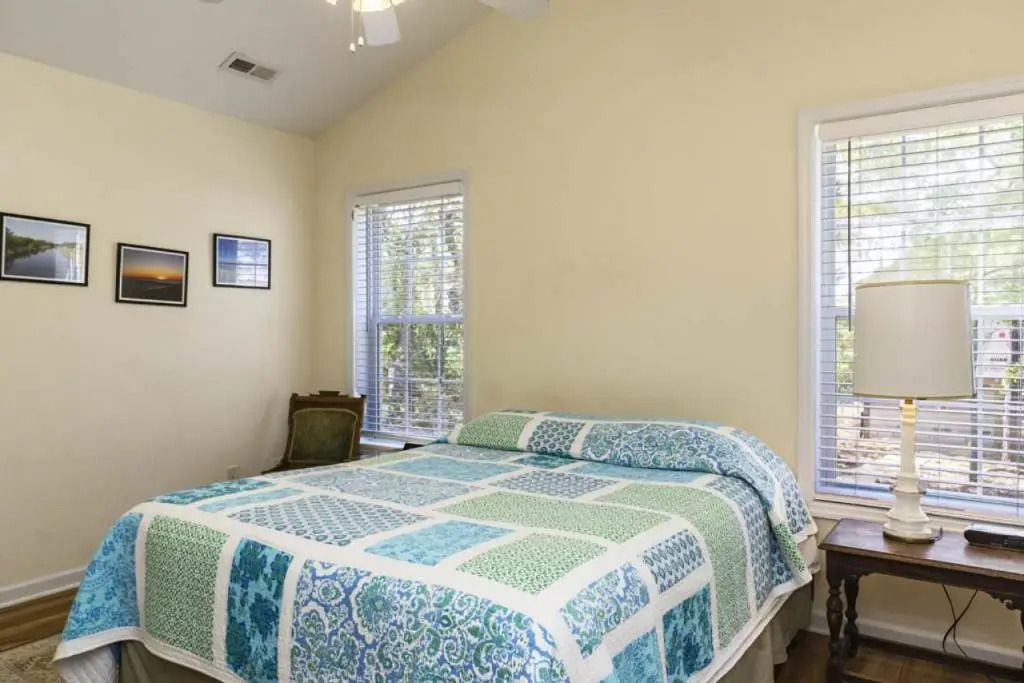 Island Delight by Oak Island Accommodations