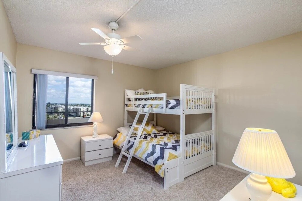 Estero Blvd Condo #259117 2 Bedrooms 2 Bathrooms Condo