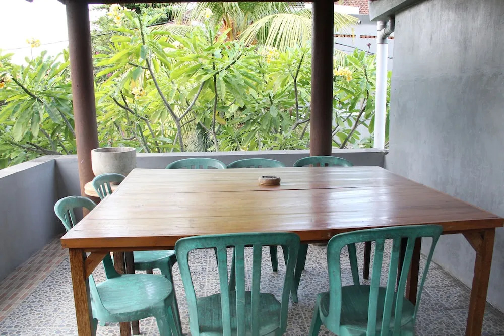 Airy Kuta Dewi Sartika Gang Nusa Indah 30 Bali